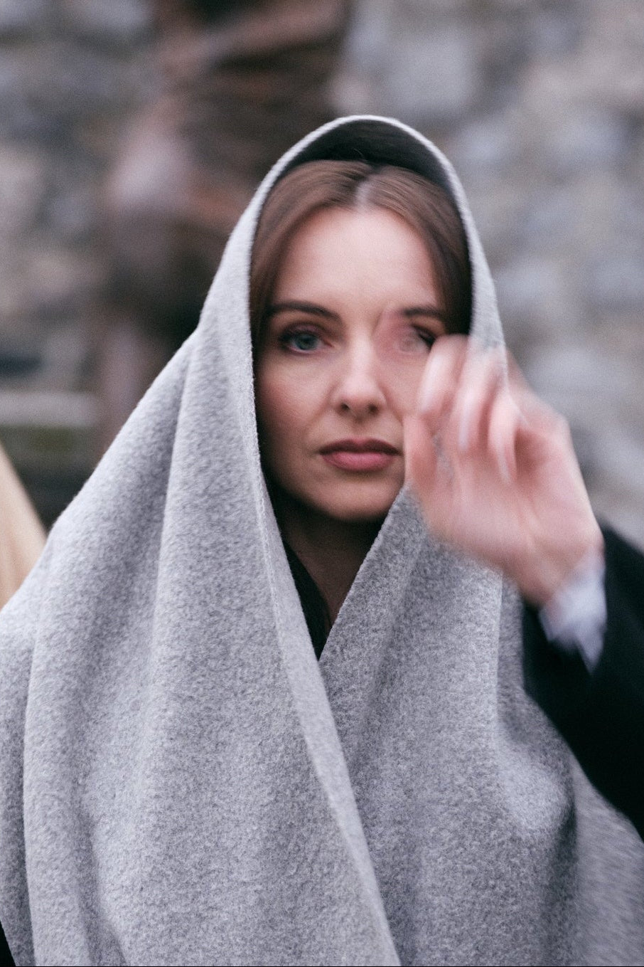 TR03-SC01-GRY — GREY POCKET SCARF